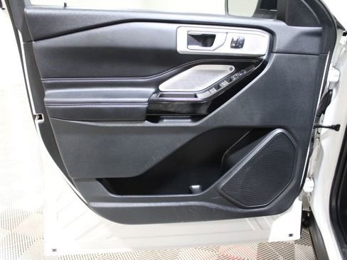 Used 2022 Ford Explorer ST w/ Equipment Group 401A image 17