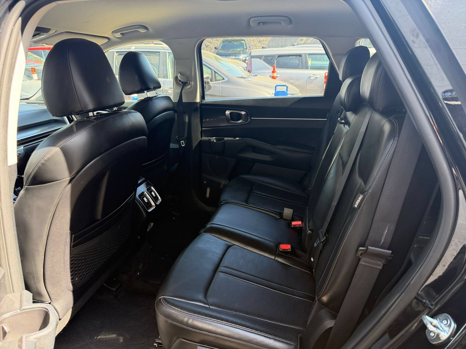 Used 2024 Kia Sorento S FWD image 27