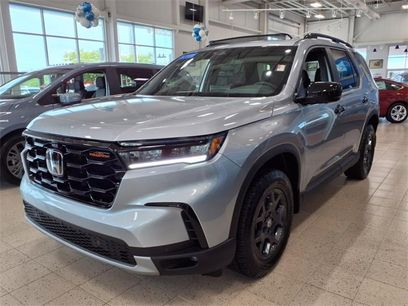Certified 2025 Honda Pilot TrailSport
