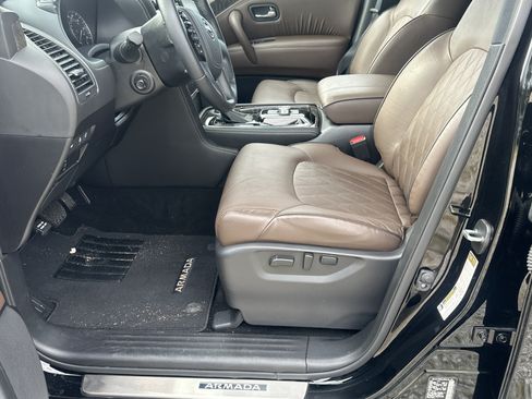 Used 2024 Nissan Armada Platinum w/ Captain's Chairs Package AWD/4WD image 9