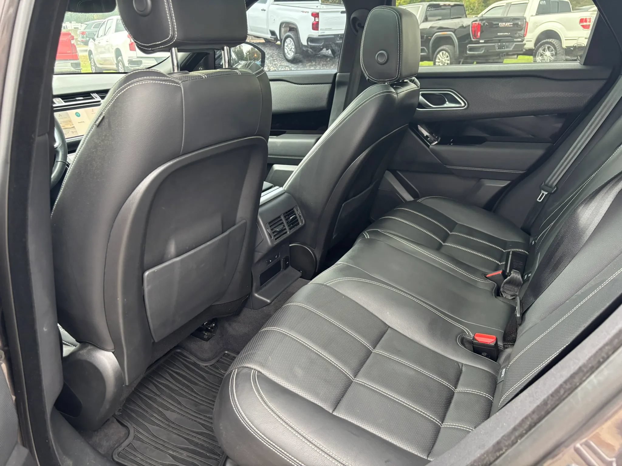 Used 2023 Land Rover Range Rover Velar R-Dynamic S AWD/4WD image 14