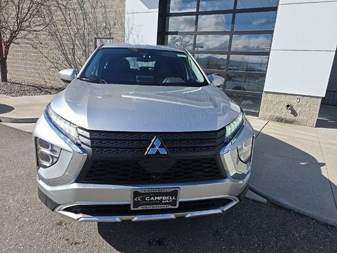 Used 2024 Mitsubishi Eclipse Cross SE image 2