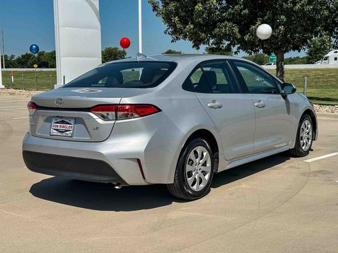 Used 2024 Toyota Corolla LE FWD image 3