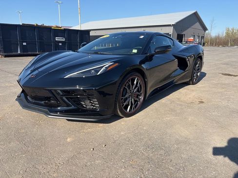Certified 2025 Chevrolet Corvette Stingray Coupe RWD image 3