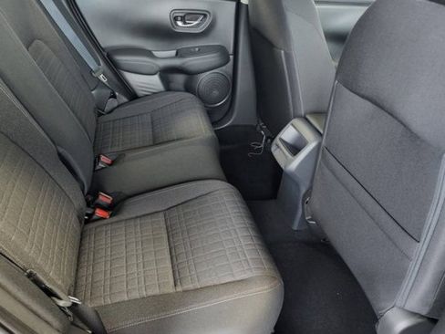 Used 2025 Honda HR-V LX image 14