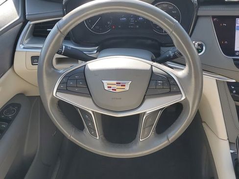 Certified 2023 Cadillac XT5 Premium Luxury image 30