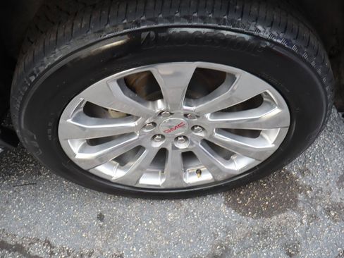 Used 2018 GMC Yukon Denali AWD/4WD image 30