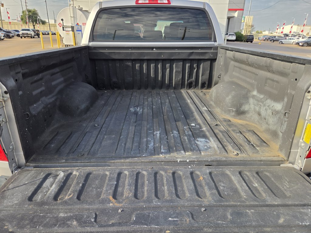 Used 2017 Toyota Tundra SR5 w/ SR5 Upgrade Package RWD image 28