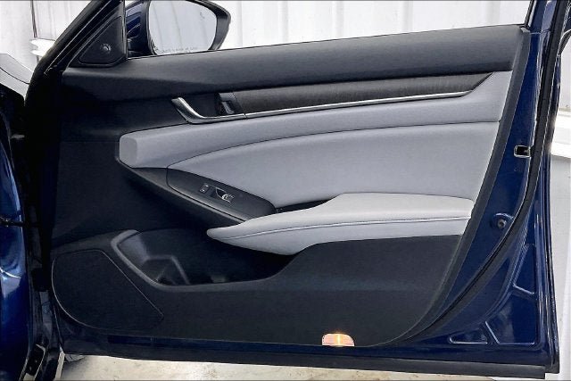 Used 2020 Honda Accord Touring image 22