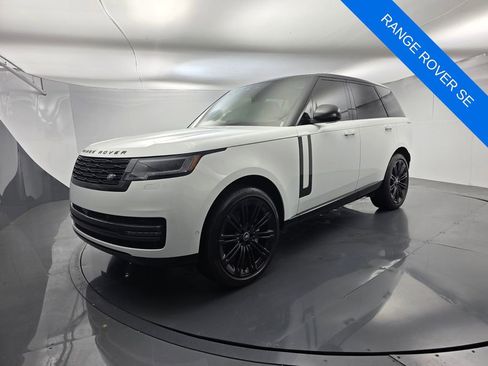 Used 2025 Land Rover Range Rover SE AWD/4WD image 8