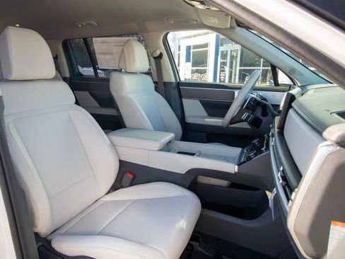 Certified 2026 Hyundai Santa Fe SE AWD/4WD image 22
