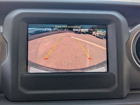 Used 2022 Jeep Wrangler Sport AWD/4WD image 14