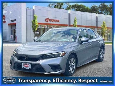 Used 2023 Honda Civic LX image 4