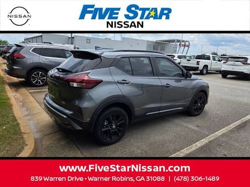 Used 2024 Nissan Kicks SR w/ Interior Electronics Package FWD image 13