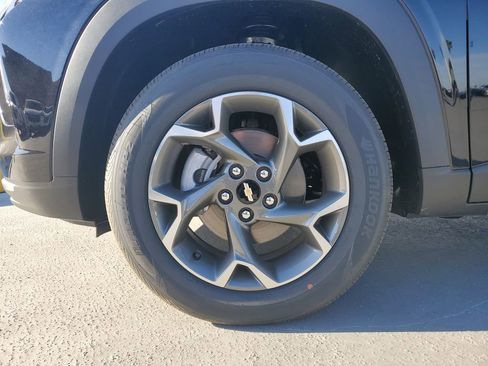 New 2026 Chevrolet Trax LT w/ LT Convenience Package image 6