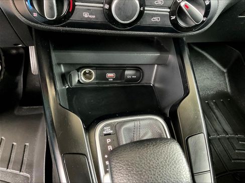 Used 2021 Kia Soul S FWD image 14