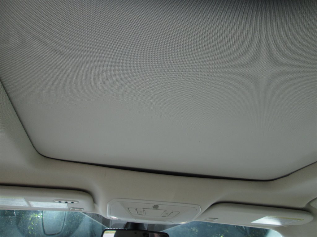 Used 2017 Ford Escape Titanium AWD/4WD image 10
