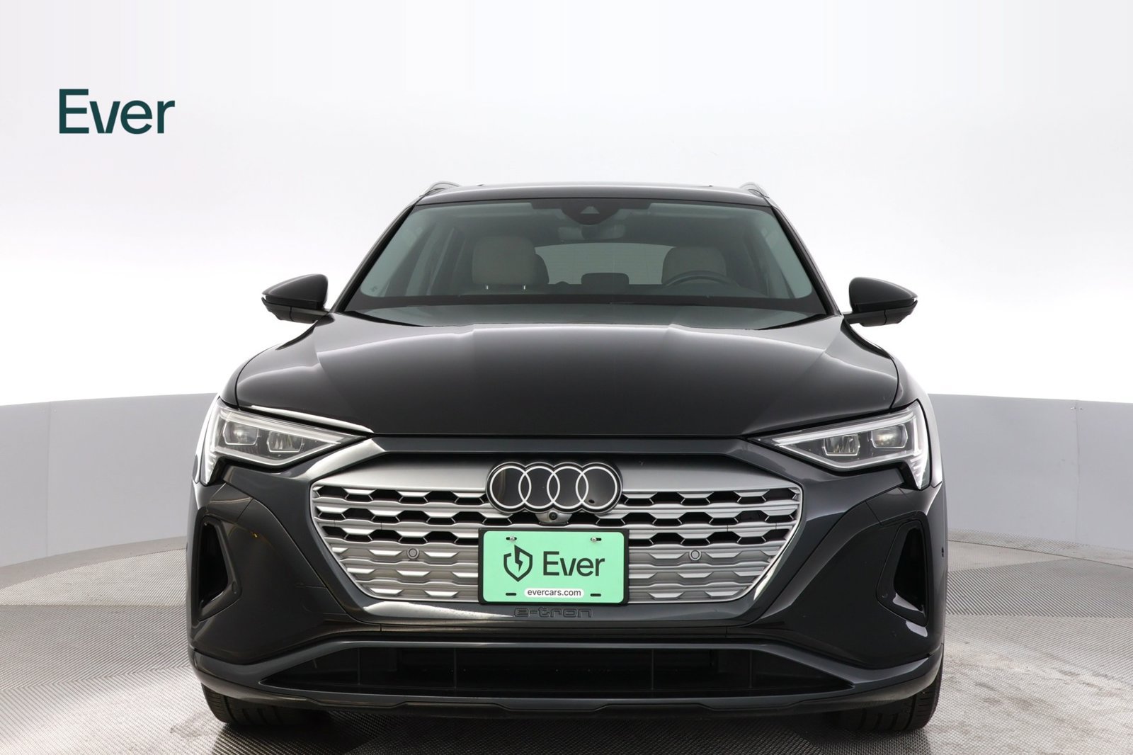 Used 2024 Audi Q8 e-tron Premium Plus AWD/4WD image 12