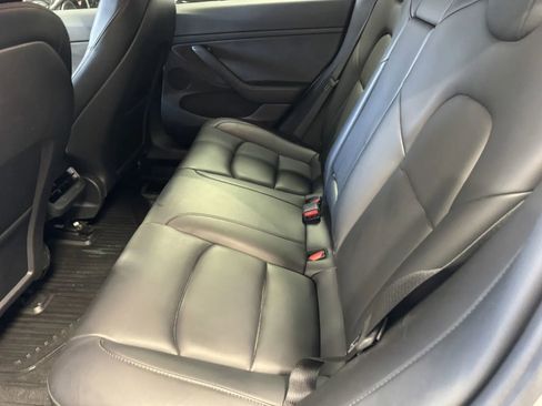 Used 2023 Tesla Model 3 Standard Range RWD image 9