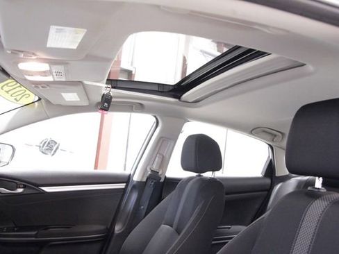 Used 2019 Honda Civic EX image 33