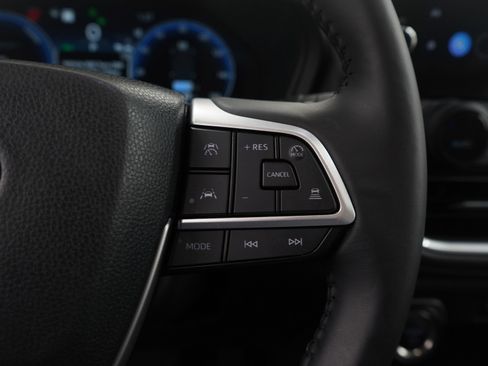 Used 2025 Toyota Grand Highlander Limited image 19