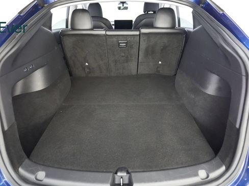 Used 2021 Tesla Model Y Long Range AWD/4WD image 8