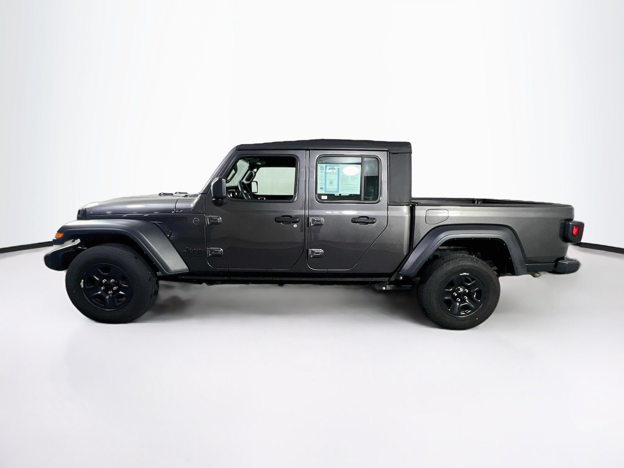 Used 2023 Jeep Gladiator Sport AWD/4WD image 8