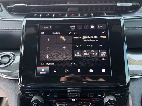 Used 2022 Jeep Grand Cherokee L Laredo AWD/4WD image 18