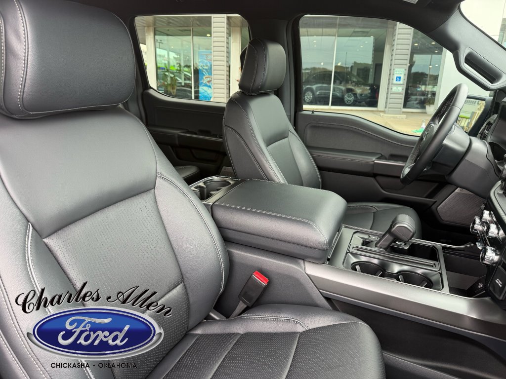 Used 2025 Ford F150 Lariat w/ Equipment Group 501A Mid AWD/4WD image 12