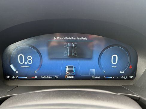 Used 2024 Ford Escape Platinum AWD/4WD image 10