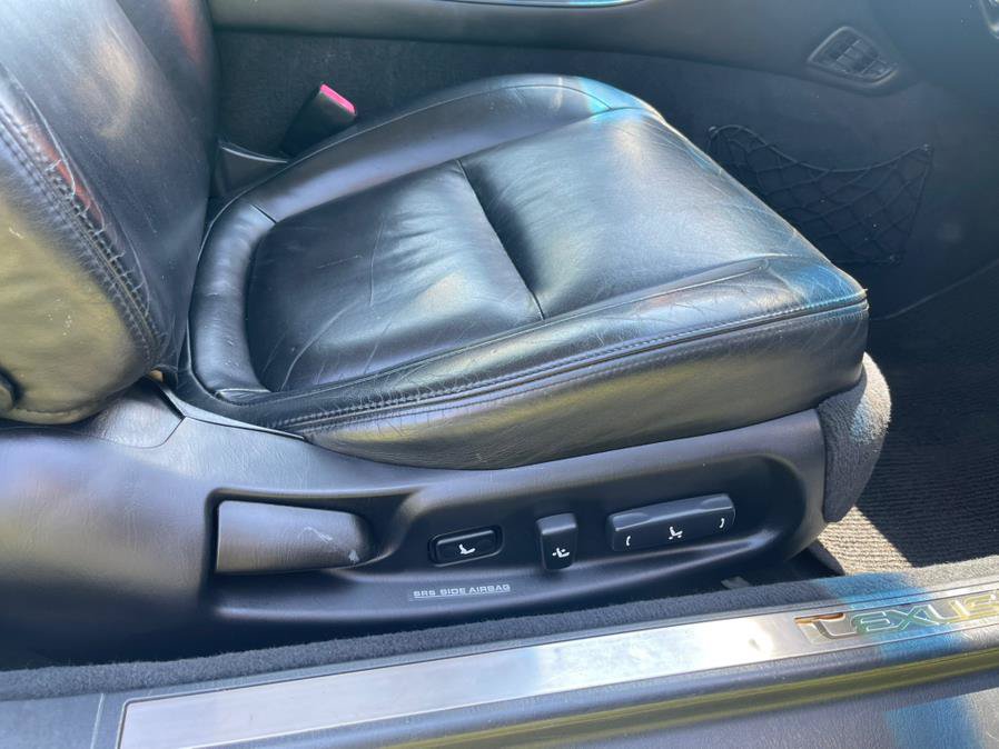 Used 2002 Lexus SC 430 Convertible RWD image 40