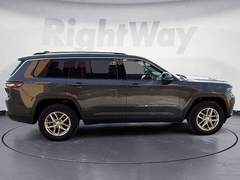 Used 2023 Jeep Grand Cherokee L Laredo w/ Luxury Tech Group I AWD/4WD image 6