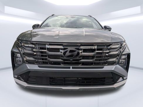 Used 2025 Hyundai Tucson Limited AWD/4WD image 8