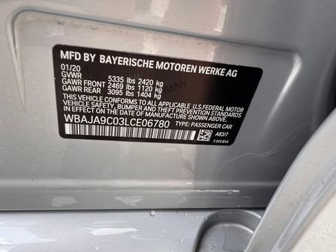 Used 2020 BMW 530e w/ Convenience Package RWD image 38