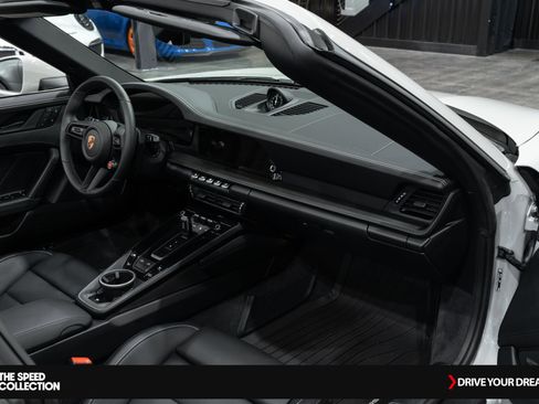 Used 2025 Porsche 911 Targa 4 GTS image 20