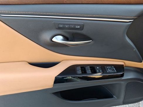 Used 2022 Lexus ES 350 350 w/ Premium Package image 12