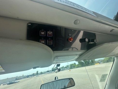 Used 2017 Ford E-450 and Econoline 450 Super Duty w/ Shuttle Bus Prep Package RWD image 18