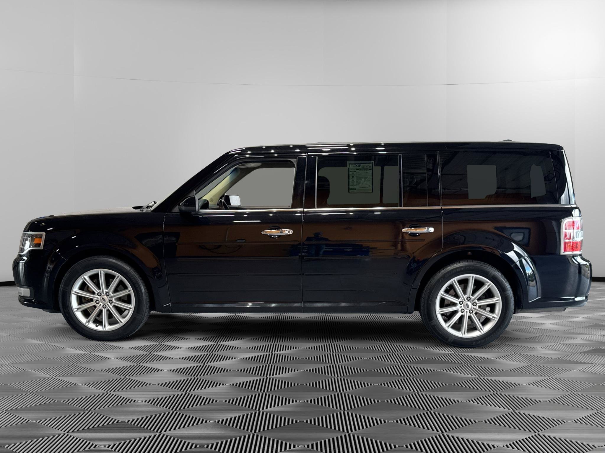 Used 2019 Ford Flex Limited AWD/4WD image 2