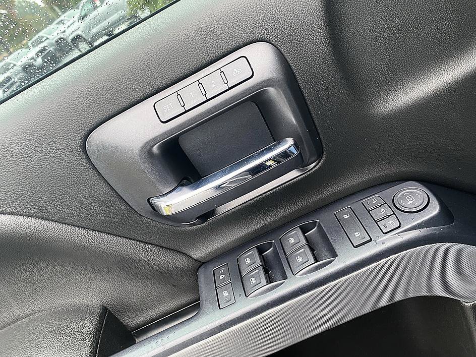 Used 2019 Chevrolet Silverado 2500 LTZ w/ Duramax Plus Package AWD/4WD image 10