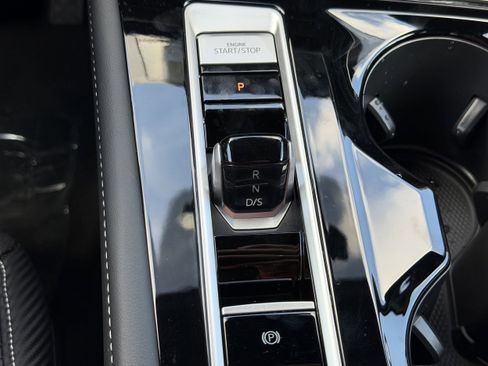 New 2026 Volkswagen Atlas Cross Sport SE image 22