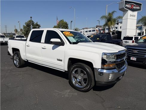 Used 2018 Chevrolet Silverado 1500 LT w/ Texas Edition RWD image 50