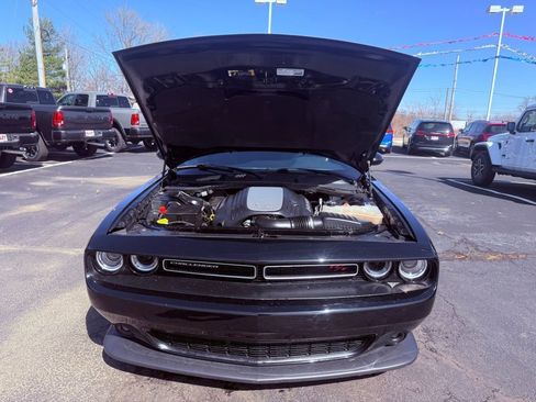 Used 2022 Dodge Challenger R/T RWD image 48