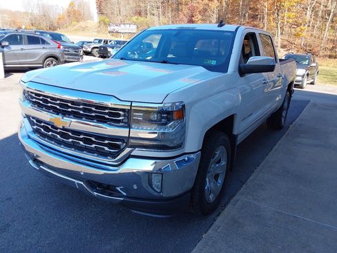 Used 2017 Chevrolet Silverado 1500 LTZ w/ Sport Package image 8