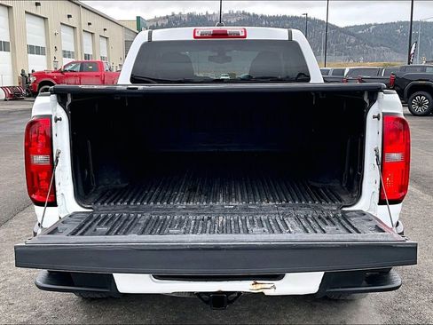 Used 2015 Chevrolet Colorado Z71 image 18