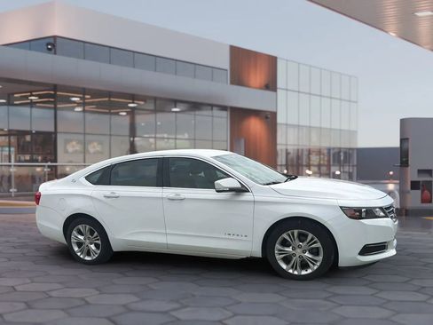 Used 2014 Chevrolet Impala LT w/ Premium Seating Package FWD image 15