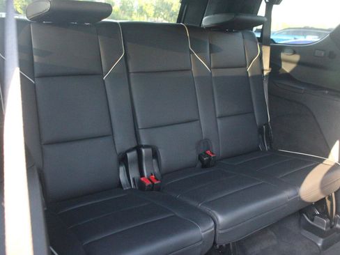 Used 2023 Cadillac Escalade Sport AWD/4WD image 39