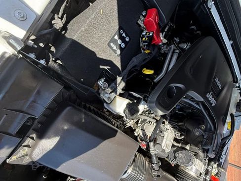 Used 2020 Jeep Wrangler Rubicon image 24