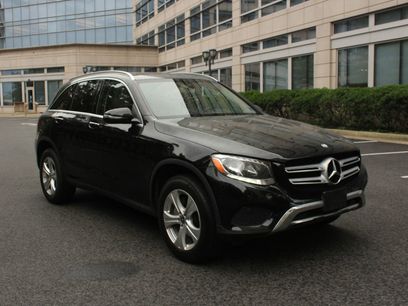 Used 2017 Mercedes-Benz GLC 300 4MATIC w/ Premium 1 Package