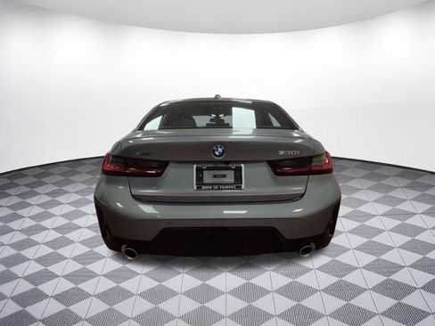 New 2026 BMW 330i xDrive Sedan w/ M Sport Package image 9