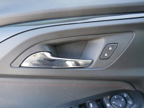 Used 2023 Chevrolet TrailBlazer RS AWD/4WD image 16